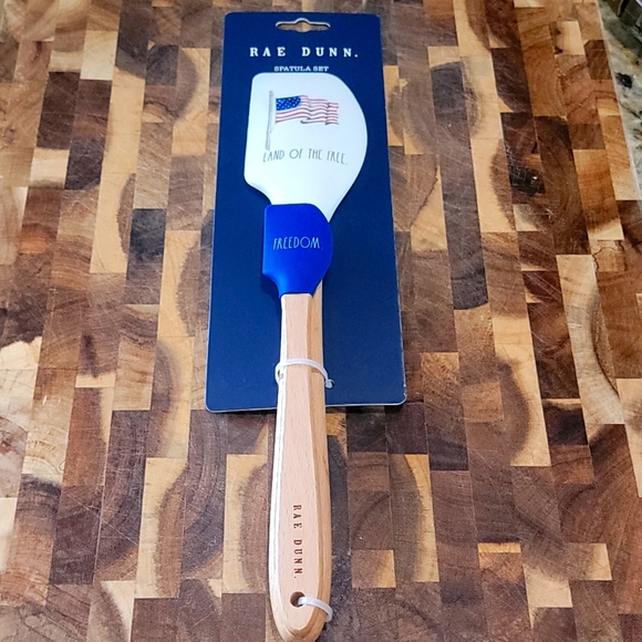 Rae Dunn Other - Rae Dunn Spatula Set